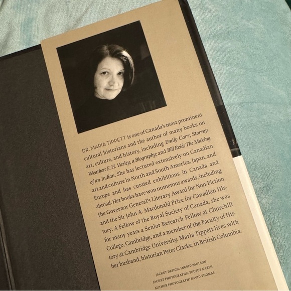 Maria Tippett
Portrait in Light and Shadow: The Life of Yousuf Karsh - Picture 6 of 7